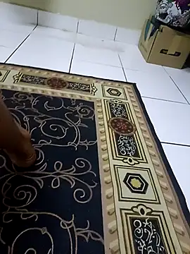 Snapshot of MrRight90 chatting on 12.01.25 MrRight90 online show from 12.01.25