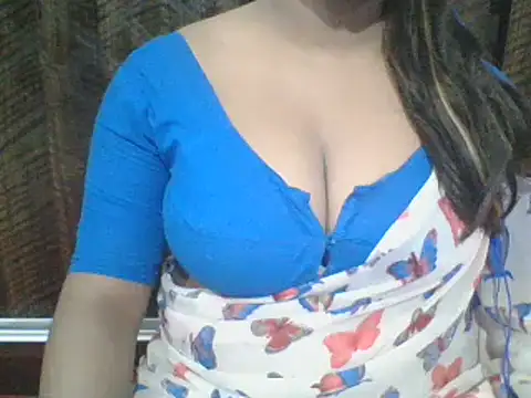 Snapshot of Mahi_love21 chatting on 01.18.25 Mahi love21 online show from 01.18.25