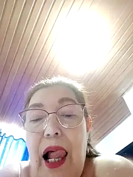 Vicky Rosse online show from 02.07.25