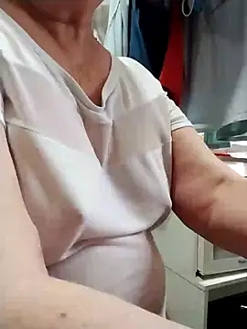 Vicky Rosse online show from 11.15.25