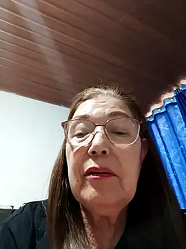 Snapshot of Vicky_Rosse chatting on 04.23.26 Vicky Rosse online show from 04.23.26