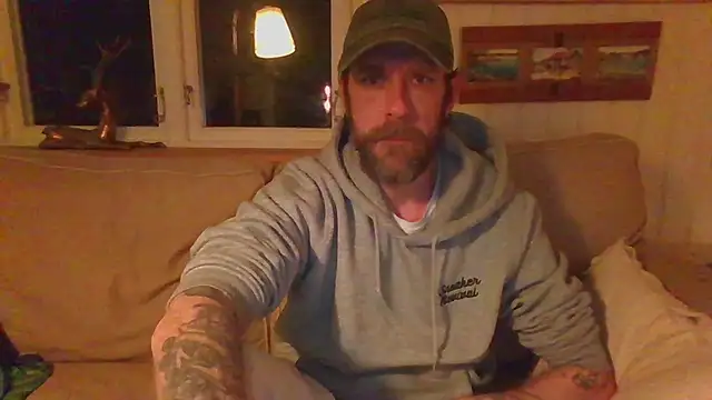 Snapshot of Stock-Holmes chatting on 02.23.26 Stock-Holmes online show from 02.23.26