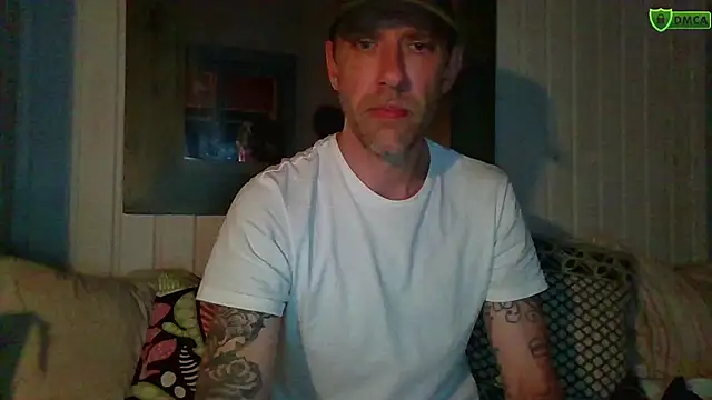 Snapshot of Stock-Holmes chatting on 08.03.26 Stock-Holmes online show from 08.03.26