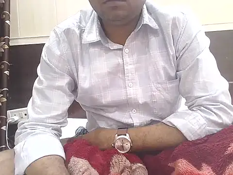 Snapshot of aakash_ModelBrown chatting on 02.26.26 aakash ModelBrown online show from 02.26.26