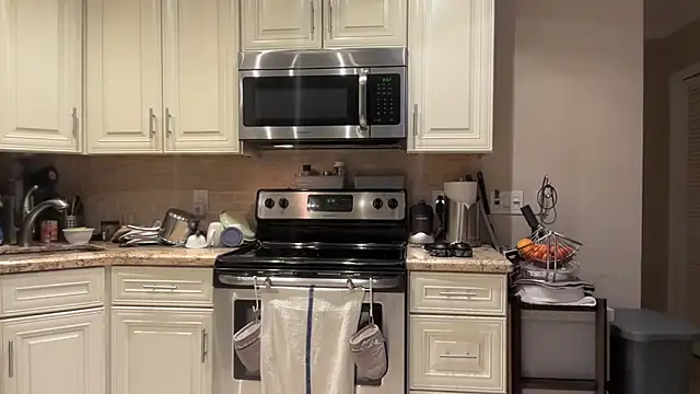 BigGuyMuscle online show from 03.08.25