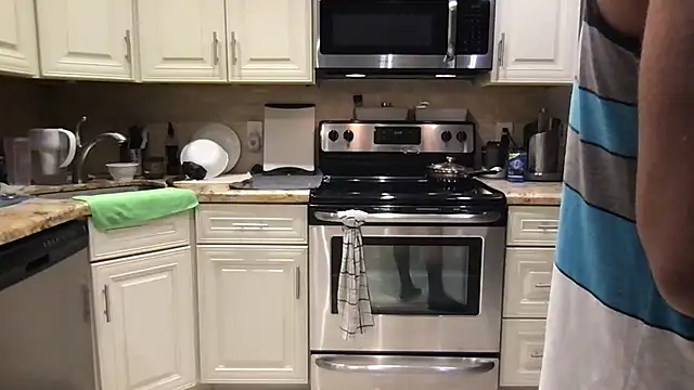 BigGuyMuscle online show from 11.05.25