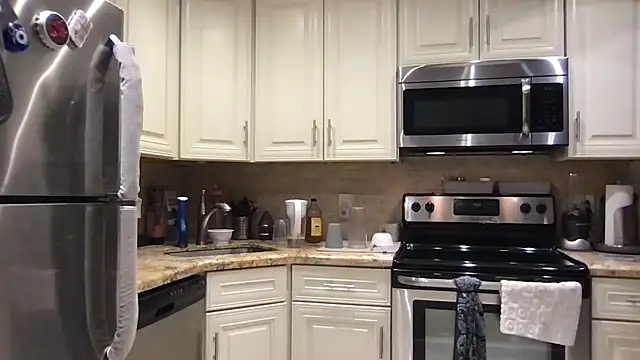 BigGuyMuscle online show from 02.04.26