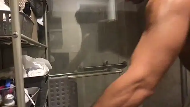 BigGuyMuscle online show from 06.12.26