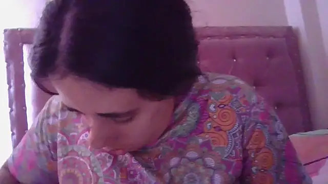 annarose19 online show from 03.15.25