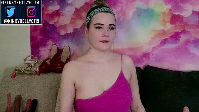 Snapshot of Kellylynn69 chatting on 03.05.26 Kellylynn69 online show from 03.05.26