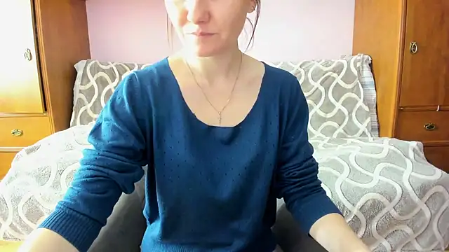 Snapshot of HolmesAriana chatting on 01.29.25 HolmesAriana online show from 01.29.25