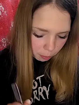 Snapshot of Zuli_Kiska chatting on 02.23.26 Zuli Kiska online show from 02.23.26