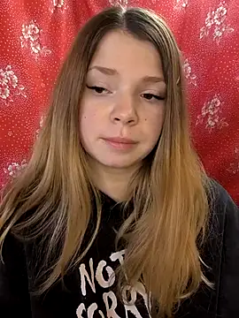 Snapshot of Zuli_Kiska chatting on 03.05.26 Zuli Kiska online show from 03.05.26