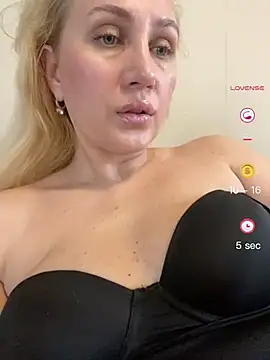 YourBlondee online show from 05.29.26