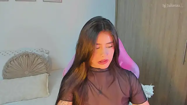 Snapshot of iriswest_ chatting on 03.19.25 iriswest  online show from 03.19.25