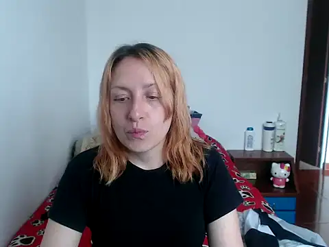 Snapshot of kittykalor09 chatting on 02.25.25 kittykalor09 online show from 02.25.25