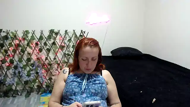 Snapshot of kittykalor09 chatting on 07.17.26 kittykalor09 online show from 07.17.26