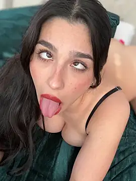 LoveLillyy online show from 03.07.25