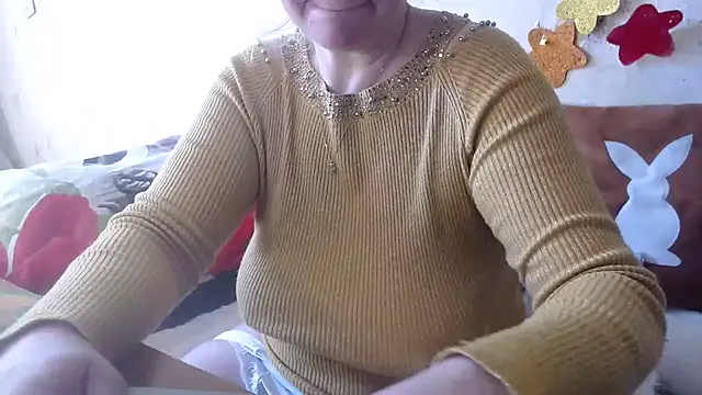 Snapshot of QueenLana chatting on 02.27.25 QueenLana online show from 02.27.25