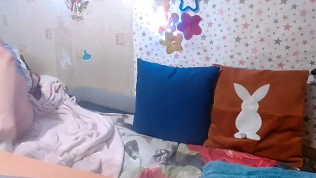 QueenLana online show from 03.04.26