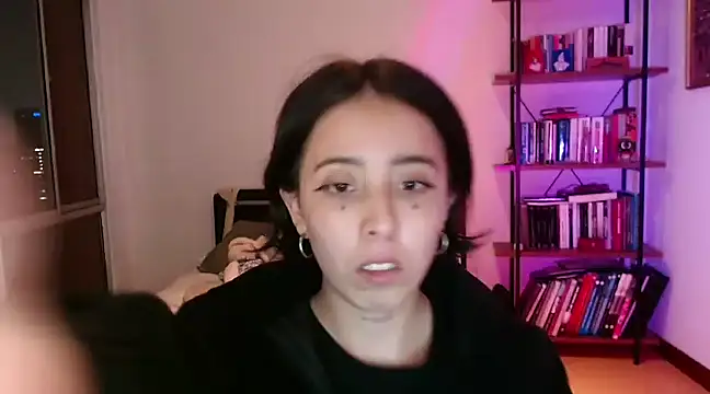 babyluna 8 8 online show from 02.27.25