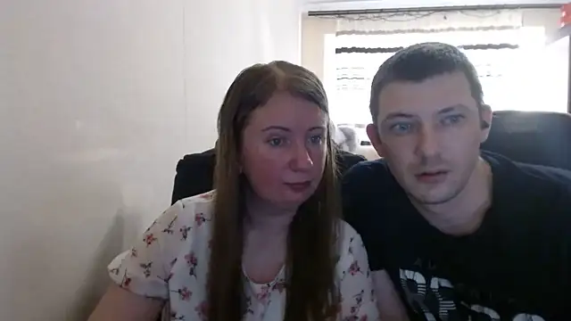 Snapshot of PeterAndJen chatting on 07.05.26 PeterAndJen online show from 07.05.26