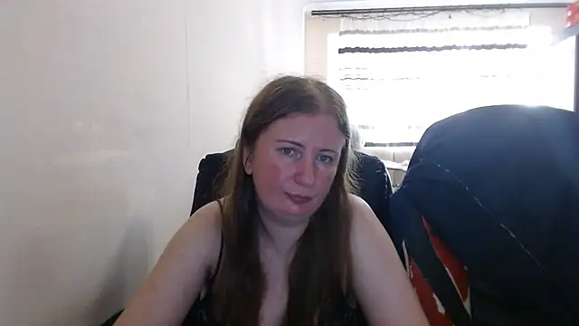 Snapshot of PeterAndJen chatting on 07.15.26 PeterAndJen online show from 07.15.26
