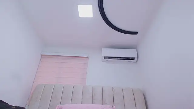 timkerbell  online show from 12.02.25