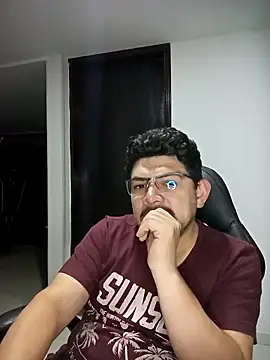 Snapshot of Javibell93 chatting on 03.03.26 Javibell93 online show from 03.03.26