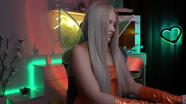 MrsTenderBeast online show from 11.24.25