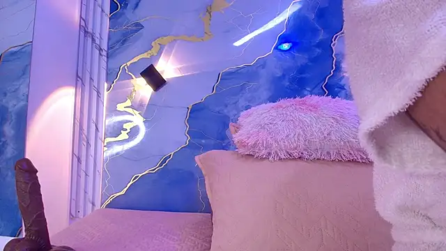 lorrayne  online show from 11.14.25