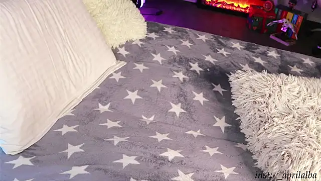 AprilinAlba online show from 01.18.26