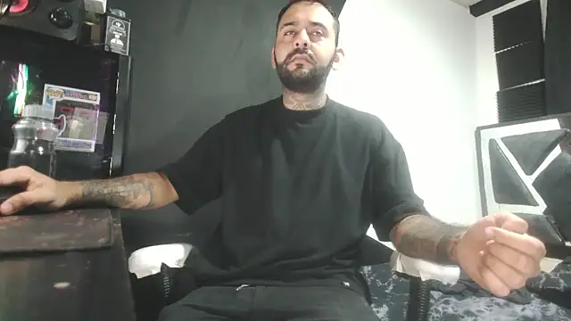 TeddyGominola  online show from 09.22.25