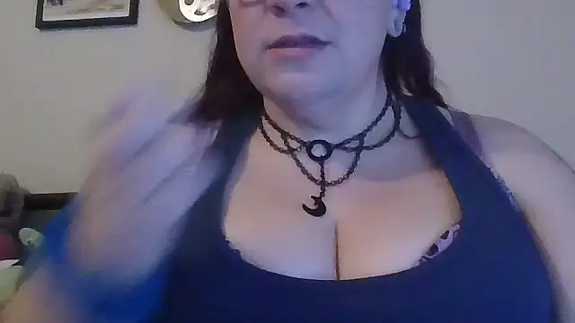 GothyBaby online show from 01.22.25