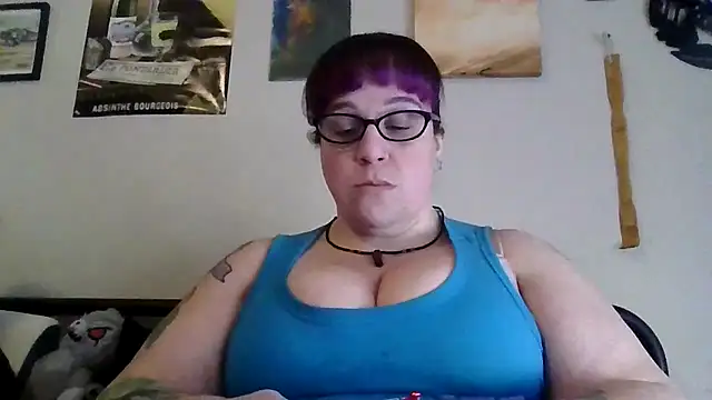 GothyBaby online show from 12.16.25