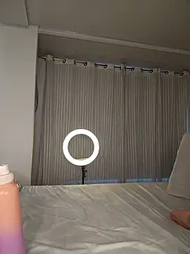 Snapshot of Lucy_Marin chatting on 02.26.26 Lucy Marin online show from 02.26.26