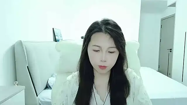 Sunset glow online show from 09.24.25