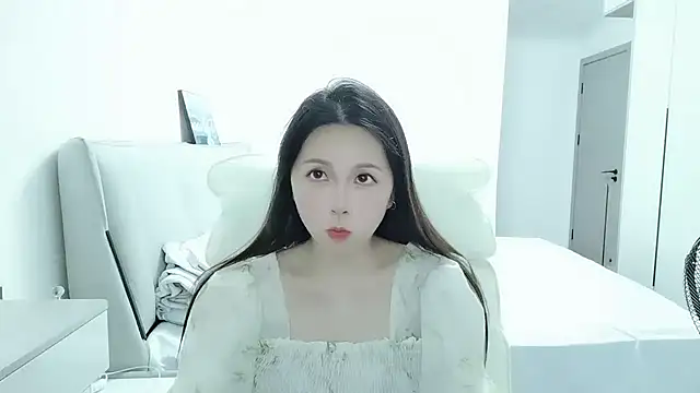Snapshot of Sunset_glow chatting on 06.19.26 Sunset glow online show from 06.19.26