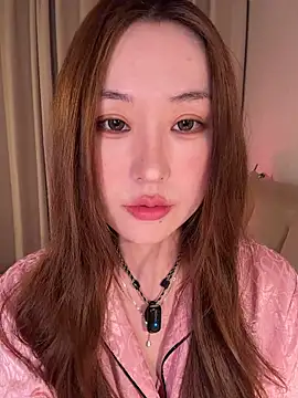 Snapshot of sphynx-_- chatting on 04.25.26 sphynx- - online show from 04.25.26