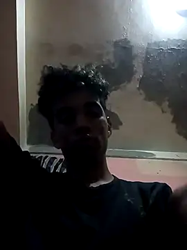 Snapshot of riggijaviersalas chatting on 10.28.25 riggijaviersalas online show from 10.28.25