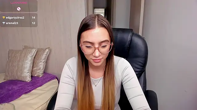 StacyConner online show from 09.17.25