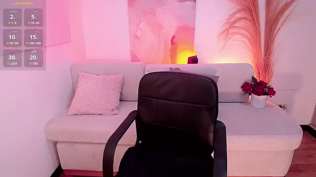 VictoriaLeia online show from 10.12.25