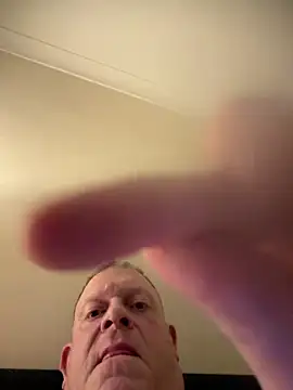 Dannyboy1430 online show from 12.22.25