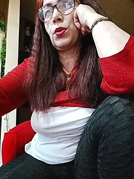 Snapshot of Love_Tina56 chatting on 12.21.25 Love Tina56 online show from 12.21.25