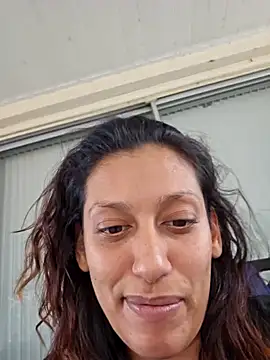 Nikkierosee online show from 12.15.24