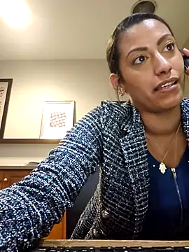 Nikkierosee online show from 03.05.25