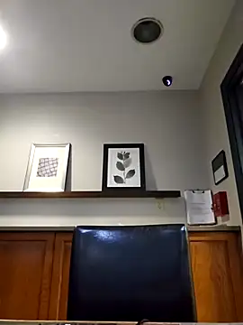 Nikkierosee online show from 03.11.25