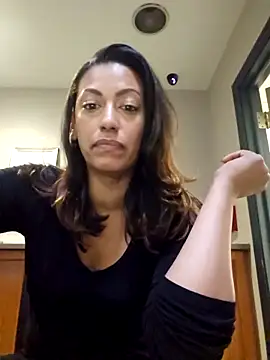 Nikkierosee online show from 03.12.25