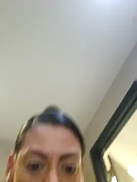 Nikkierosee online show from 03.18.25