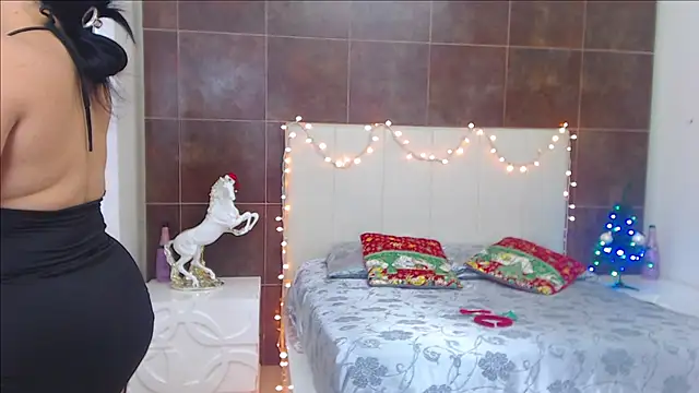 PamelaTomson online show from 12.06.24